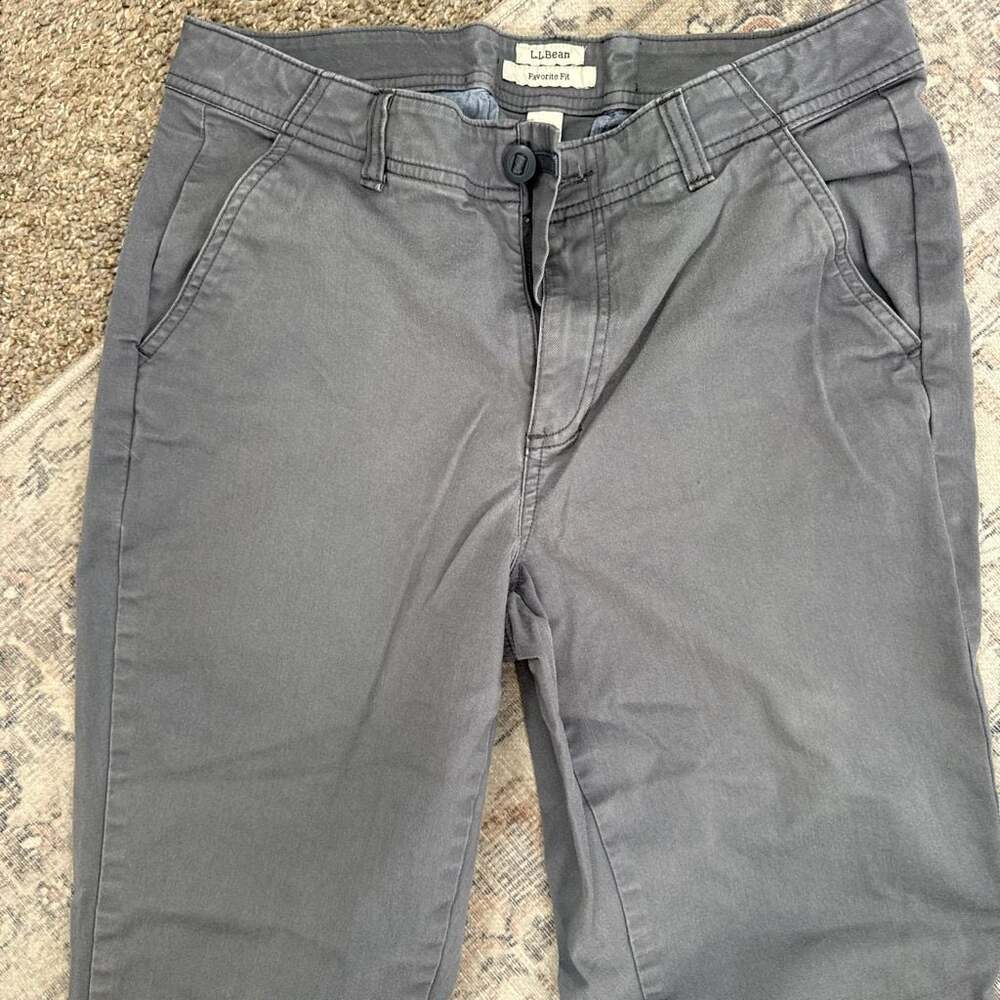 L.L. Bean Favorite Fit Gray Chino Pants Women's Size 8 Reg